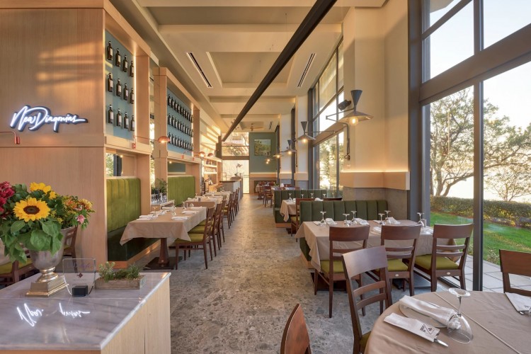 Nea Diagonios: The seafront restaurant that transports you to an Aegean island